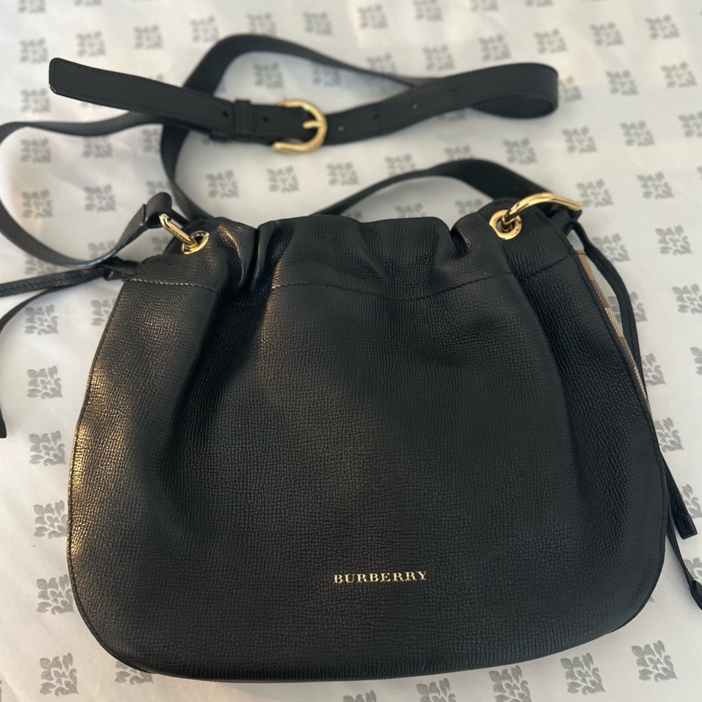 💯 Authentic BURBERRY Messenger Leather bag